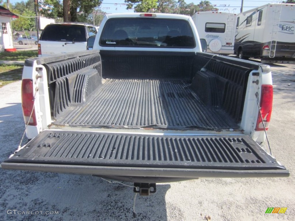 2000 F250 Super Duty XL Regular Cab - Oxford White / Medium Graphite photo #14