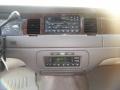 Light Parchment Gold Metallic - Town Car Executive Photo No. 16