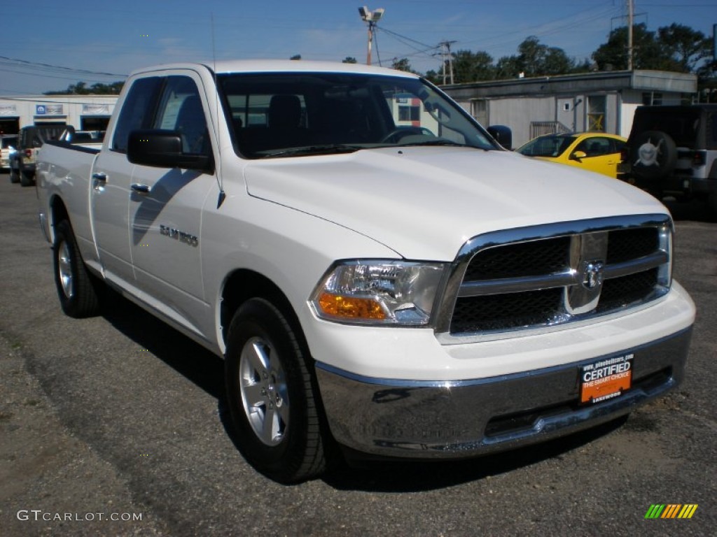 2011 Ram 1500 SLT Quad Cab 4x4 - Bright White / Dark Slate Gray/Medium Graystone photo #3