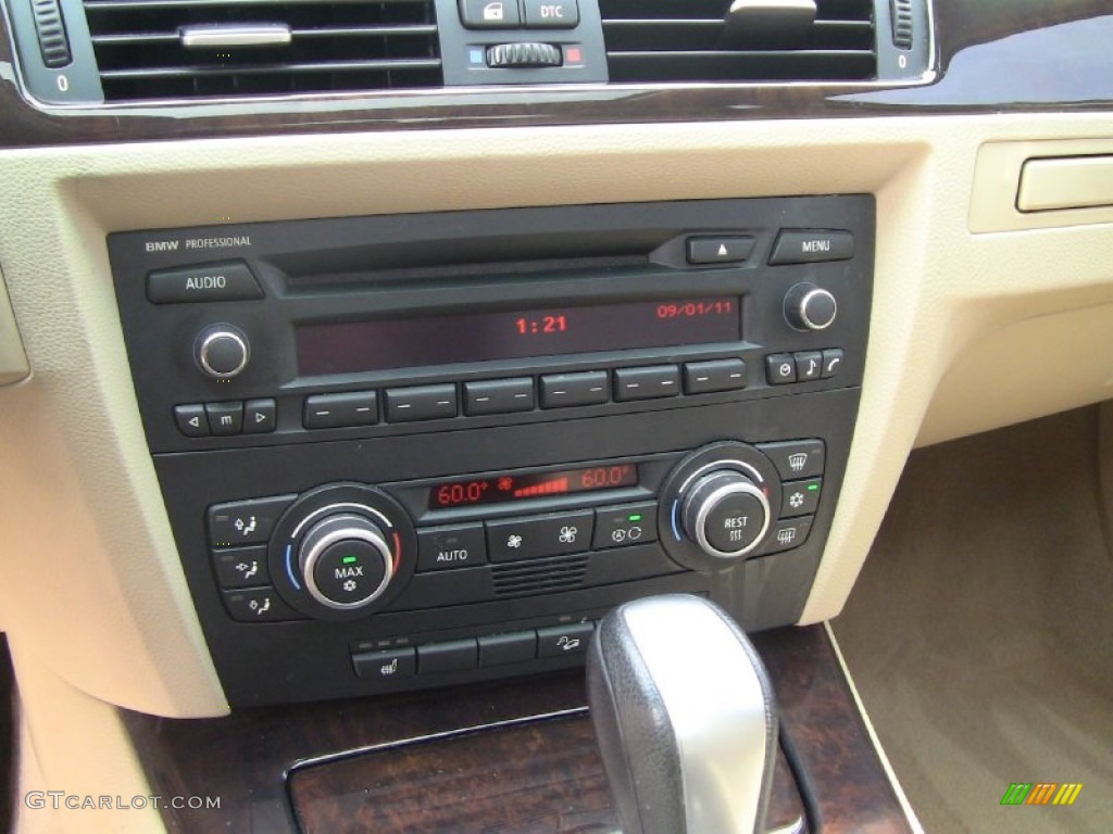2008 3 Series 335xi Sedan - Alpine White / Beige photo #12