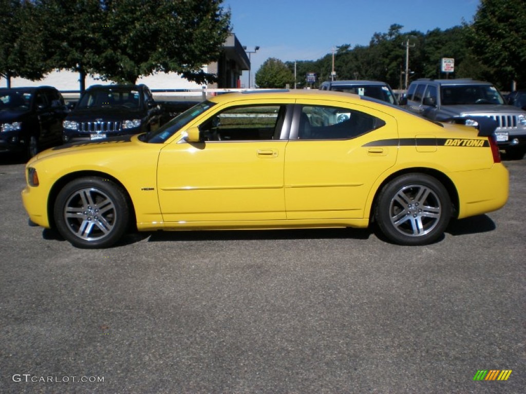 Top Banana Yellow 2006 Dodge Charger R/T Daytona Exterior Photo #53600485