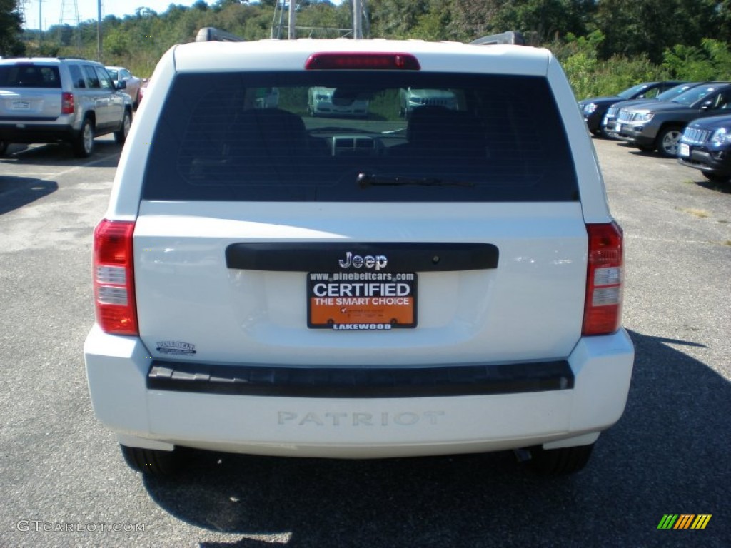 2008 Patriot Sport - Stone White Clearcoat / Pastel Pebble Beige photo #6