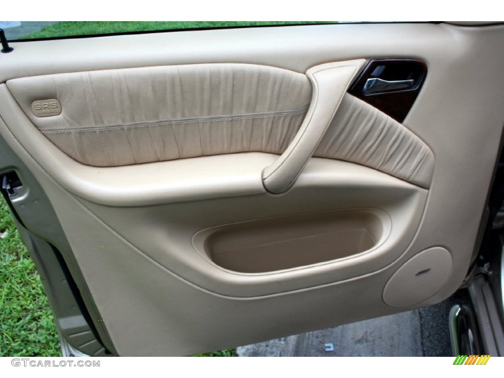 2002 Mercedes-Benz ML 500 4Matic Java Door Panel Photo #53601351