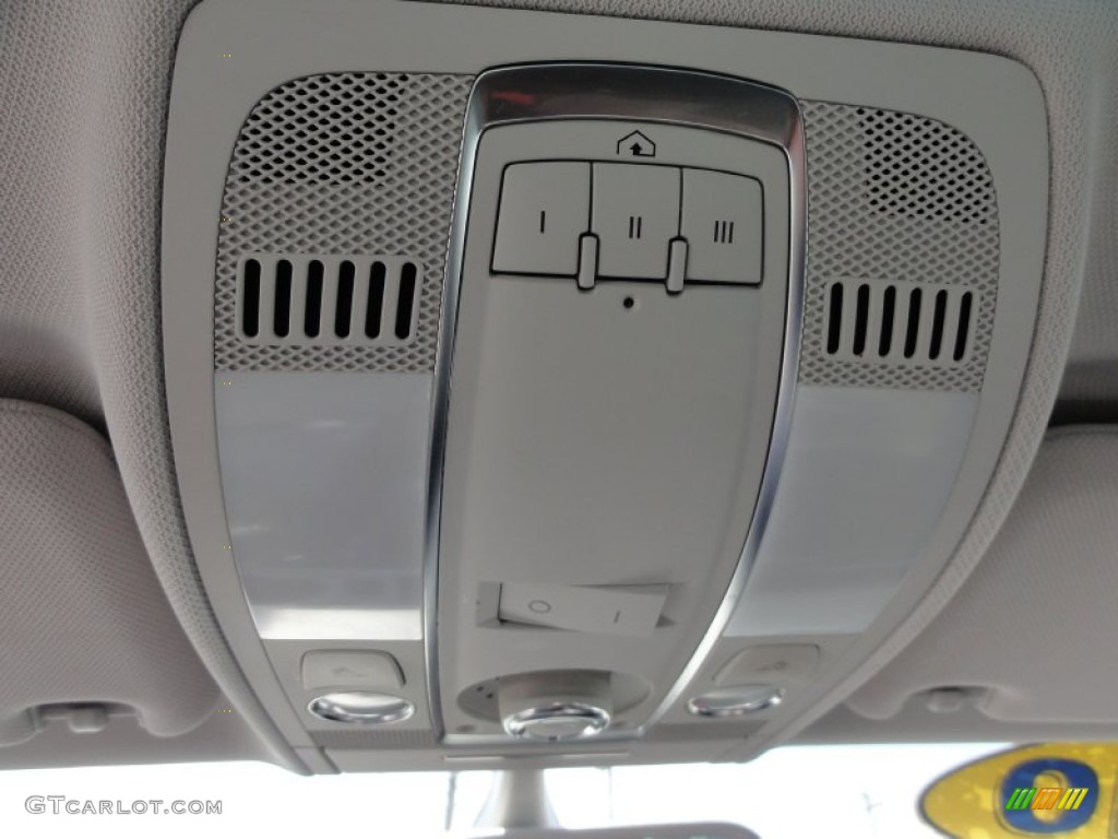 2010 Audi A6 3.0 TFSI quattro Sedan Controls Photo #53602443