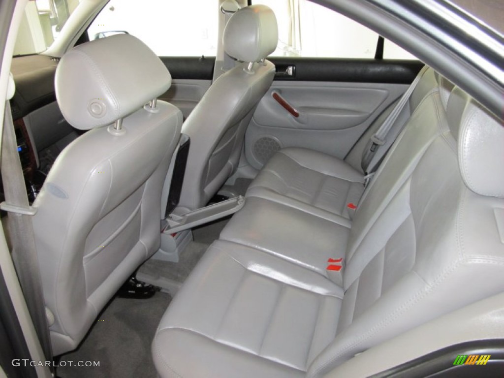 Grey Interior 2003 Volkswagen Jetta GLX Sedan Photo #53604003