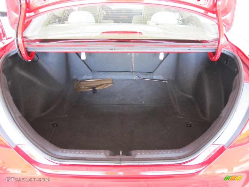 2004 Honda Accord LX Coupe Trunk Photos