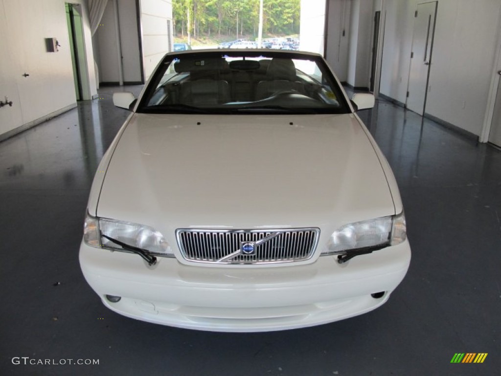 2002 C70 HT Convertible - White / Beige photo #6