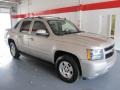 2007 Silver Birch Metallic Chevrolet Avalanche LS  photo #5