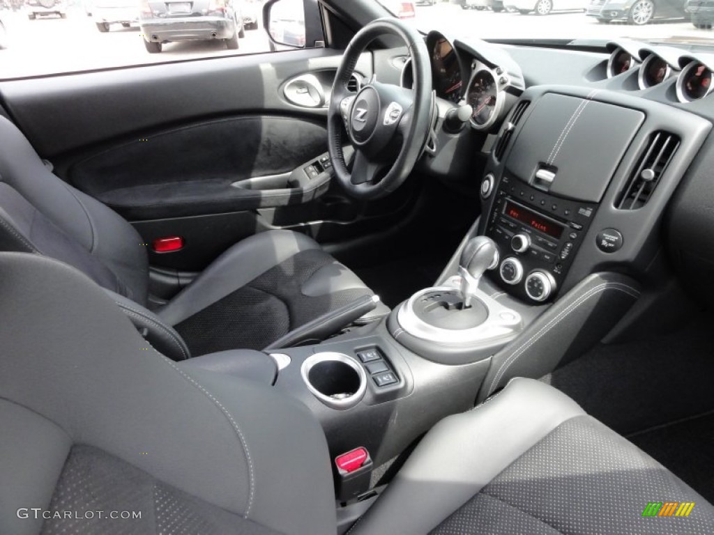 Black Leather Interior 2009 Nissan 370Z Touring Coupe Photo #53605201