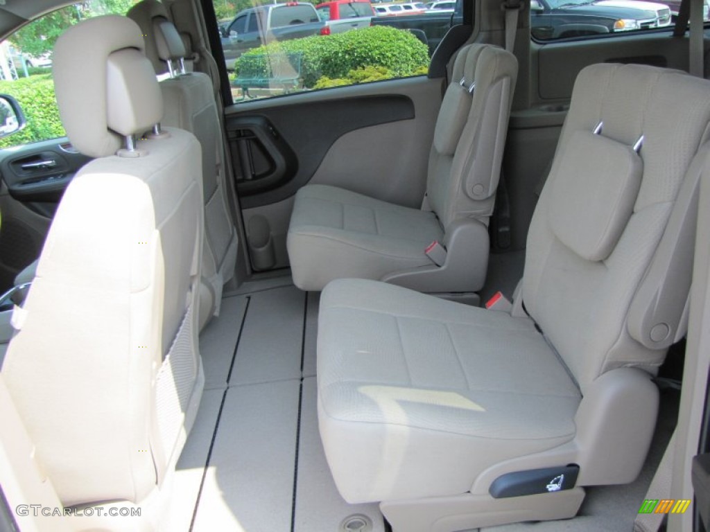 Dark Frost Beige/Medium Frost Beige Interior 2012 Chrysler Town & Country Touring Photo #53605303