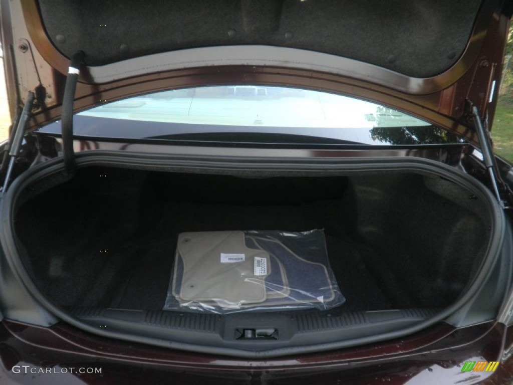2012 Lincoln MKS AWD Trunk Photos