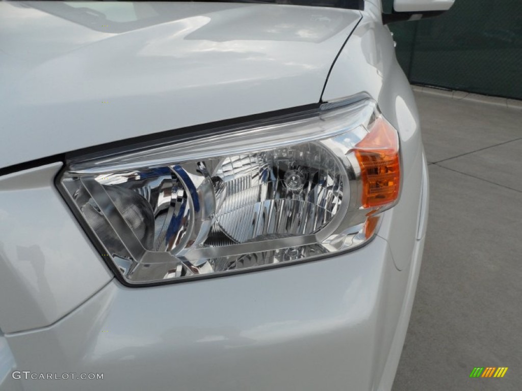 2011 4Runner SR5 - Blizzard White Pearl / Graphite photo #9