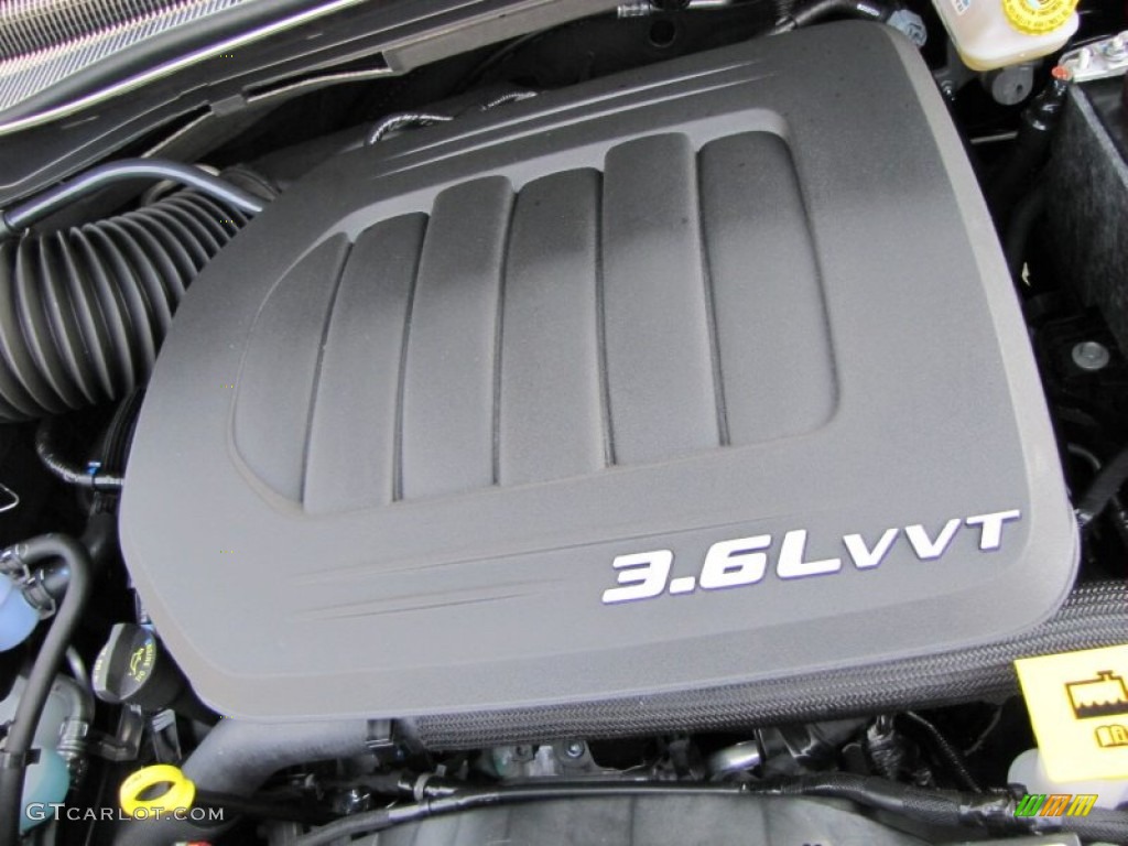 2012 Chrysler Town & Country Touring 3.6 Liter DOHC 24-Valve VVT Pentastar V6 Engine Photo #53605374