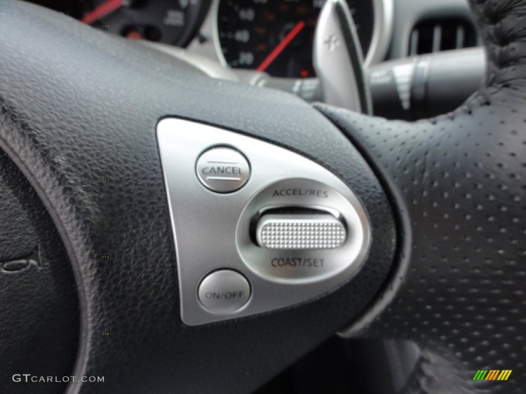 2009 Nissan 370Z Touring Coupe Controls Photo #53605603