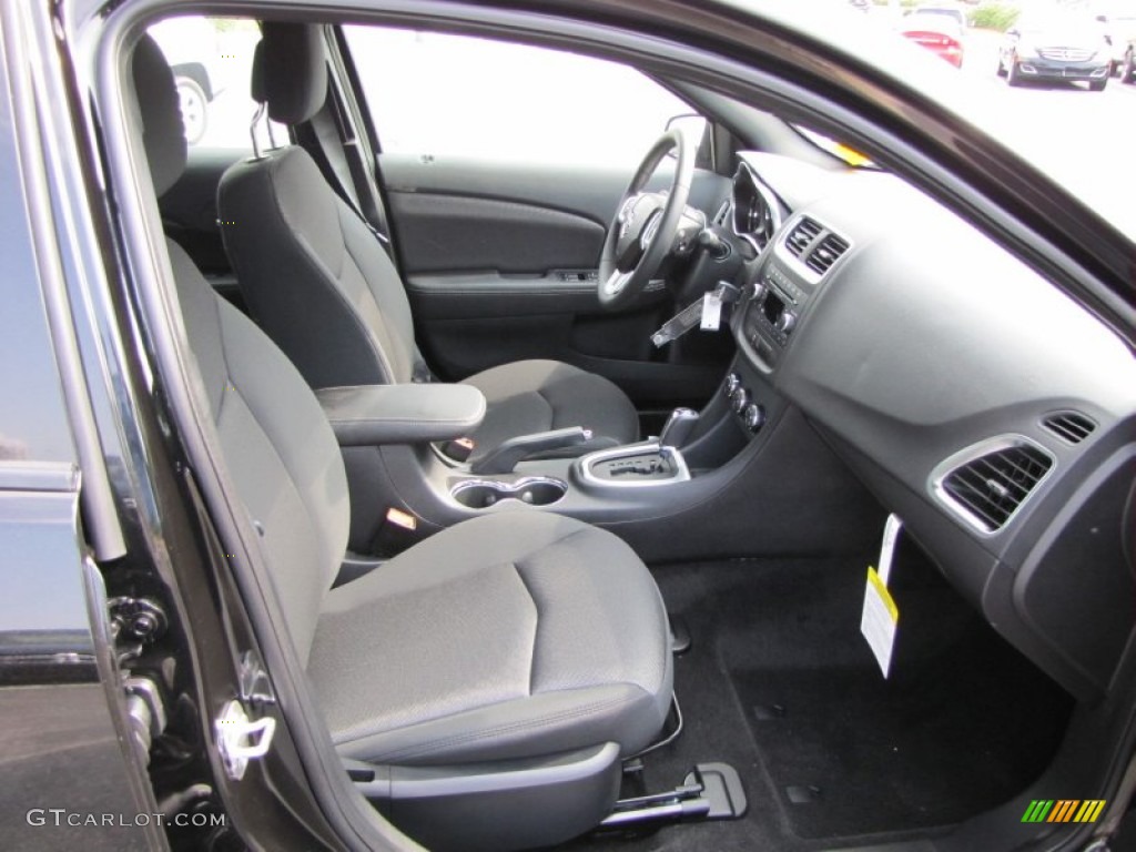 Black Interior 2012 Dodge Avenger SXT Photo #53606634