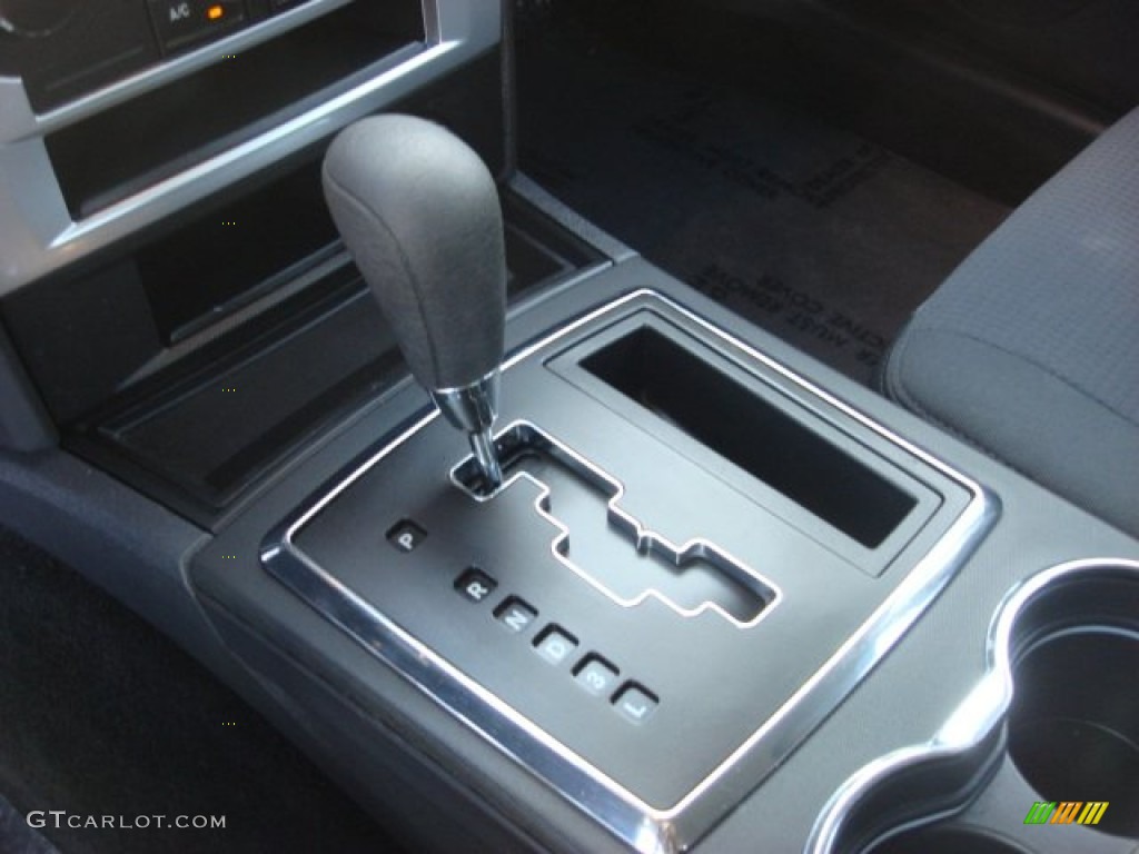 2010 Charger SXT - Stone White / Dark Slate Gray photo #14