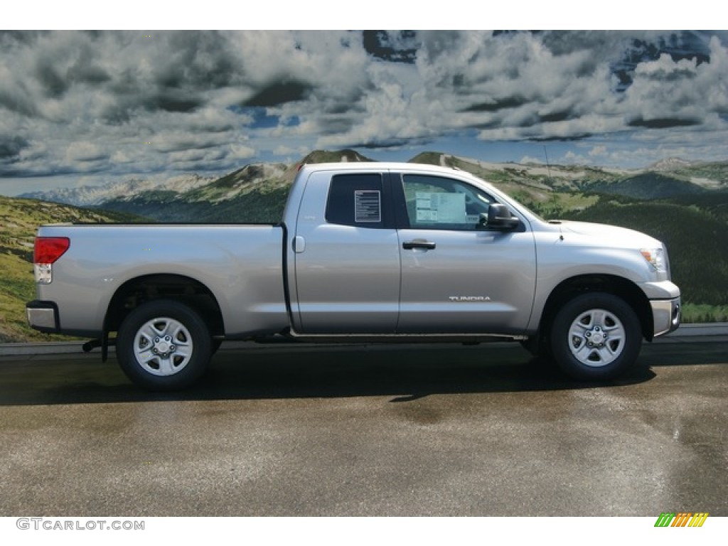 2011 Tundra Double Cab 4x4 - Silver Sky Metallic / Graphite Gray photo #2