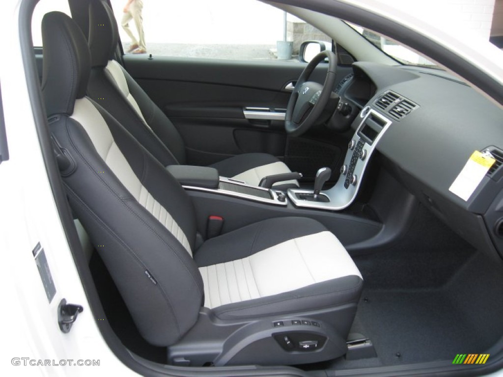 Off Black/Blonde Interior 2012 Volvo C30 T5 Photo #53609671