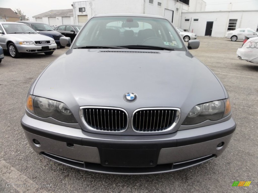 2004 3 Series 330xi Sedan - Silver Grey Metallic / Black photo #3