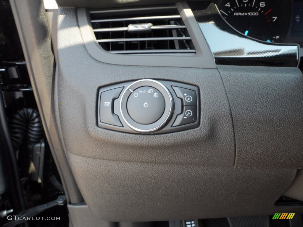 2012 Ford Edge SE Controls Photo #53610390