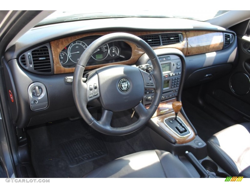 2007 Jaguar X-Type 3.0 Charcoal Dashboard Photo #53610599