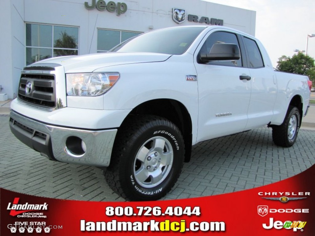 2010 Tundra TRD Double Cab - Super White / Graphite Gray photo #1