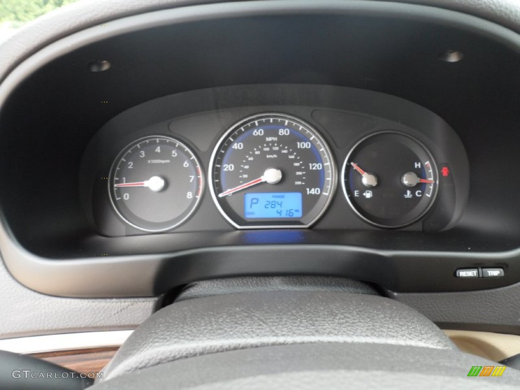 2012 Hyundai Santa Fe GLS Gauges Photo #53611410