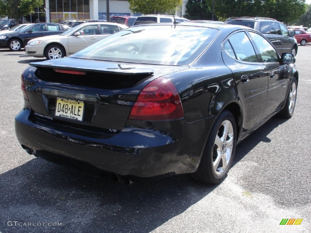 2006 Grand Prix GXP Sedan - Black / Ebony photo #4