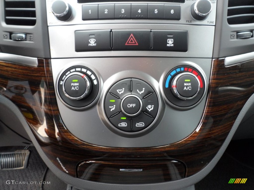 2012 Hyundai Santa Fe GLS Controls Photo #53612434