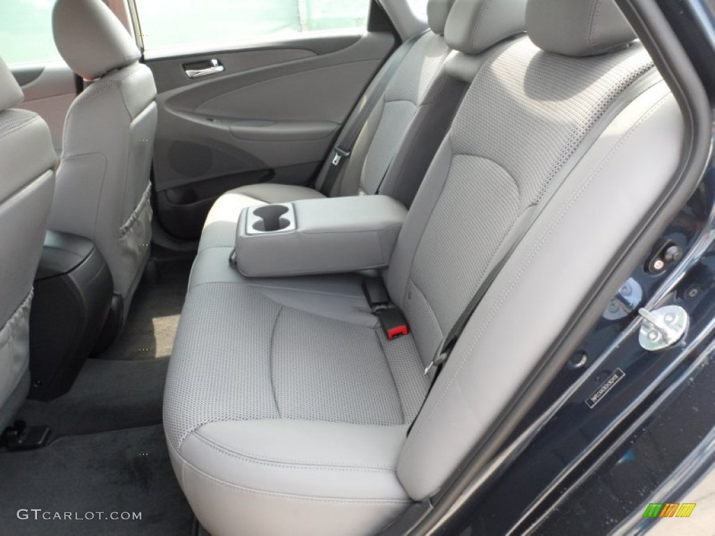 Gray Interior 2012 Hyundai Sonata SE Photo #53612770