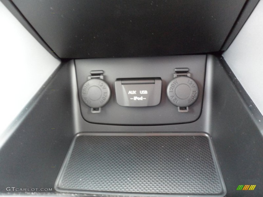 2012 Hyundai Sonata SE Controls Photo #53612904