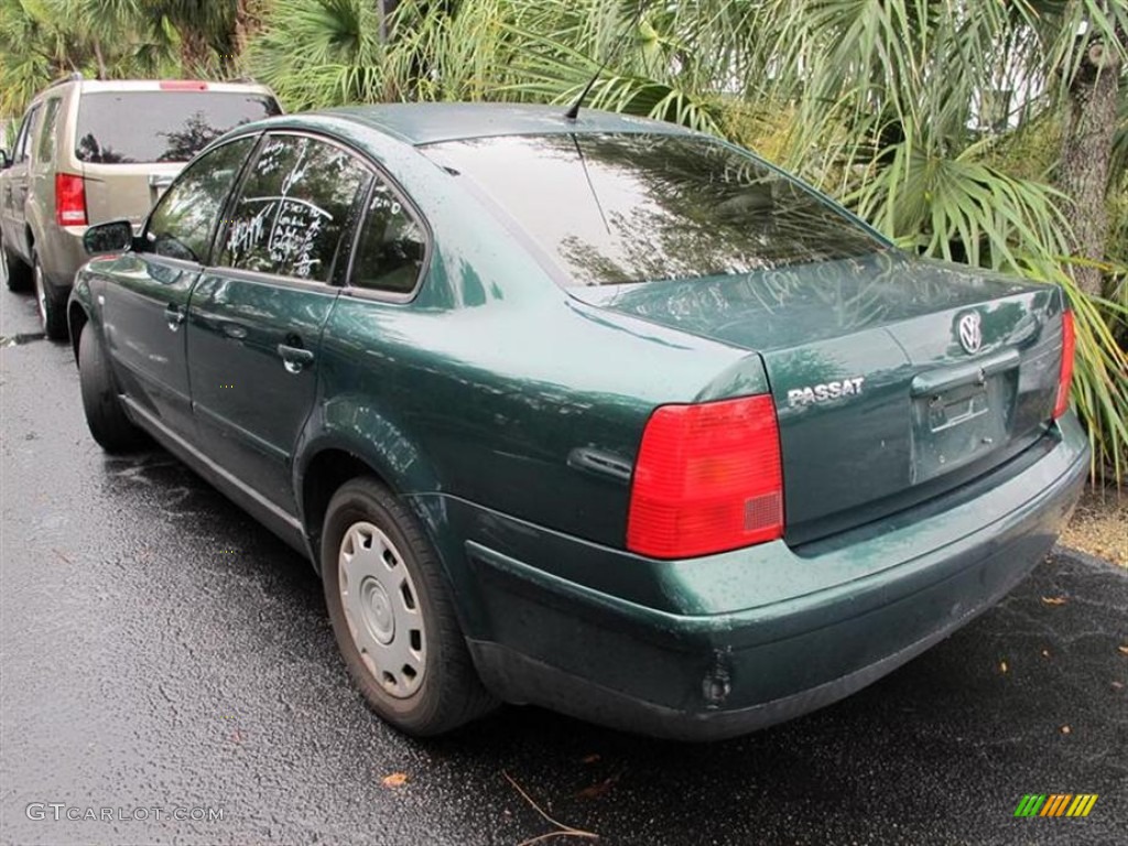 2001 Passat GLS Sedan - Pine Green Metallic / Beige photo #3