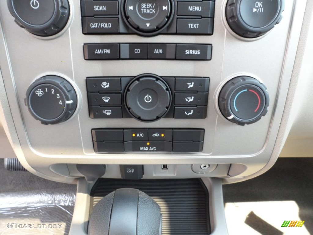 2012 Ford Escape XLT V6 Controls Photo #53614001