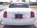 Vibrant White - Town Car Cartier L Photo No. 4