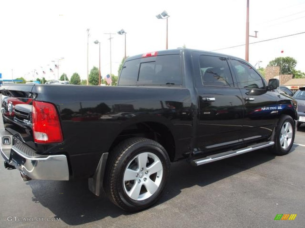 2011 Ram 1500 Big Horn Crew Cab 4x4 - Brilliant Black Crystal Pearl / Light Pebble Beige/Bark Brown photo #3