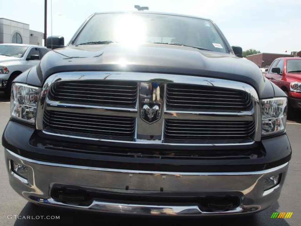 2011 Ram 1500 Big Horn Crew Cab 4x4 - Brilliant Black Crystal Pearl / Light Pebble Beige/Bark Brown photo #6