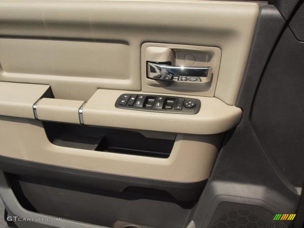 2011 Ram 1500 Big Horn Crew Cab 4x4 - Brilliant Black Crystal Pearl / Light Pebble Beige/Bark Brown photo #14