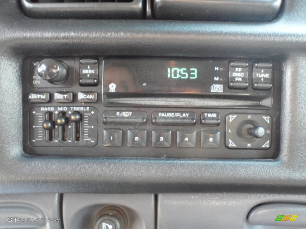 2001 Dodge Ram 1500 SLT Club Cab Audio System Photos