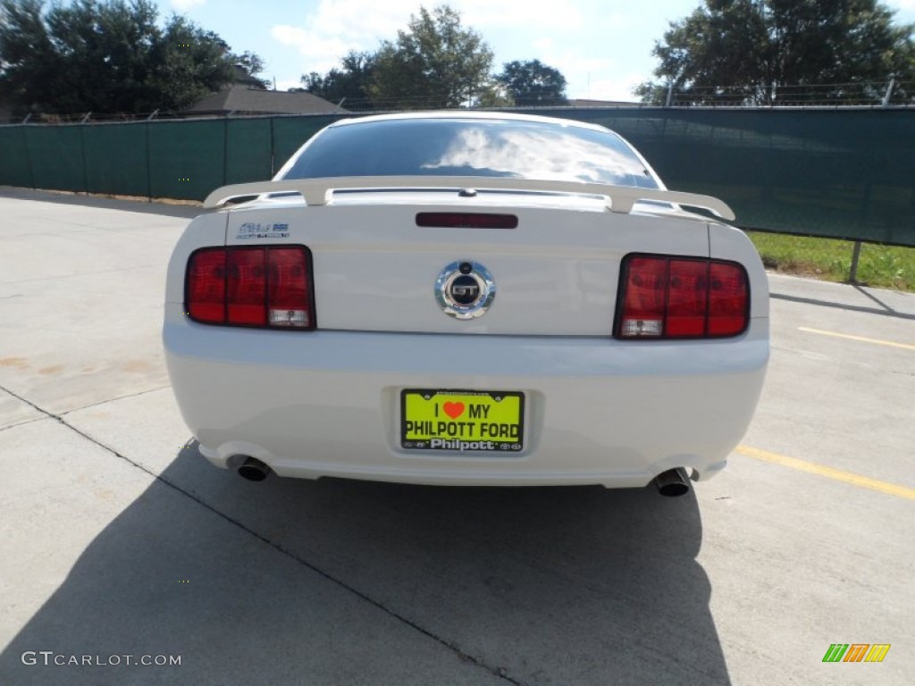 2007 Mustang GT Premium Coupe - Performance White / Black/Red photo #4