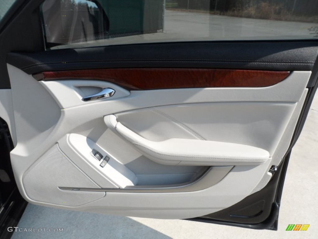 2008 Cadillac CTS Sedan Light Titanium/Ebony Door Panel Photo #53620479
