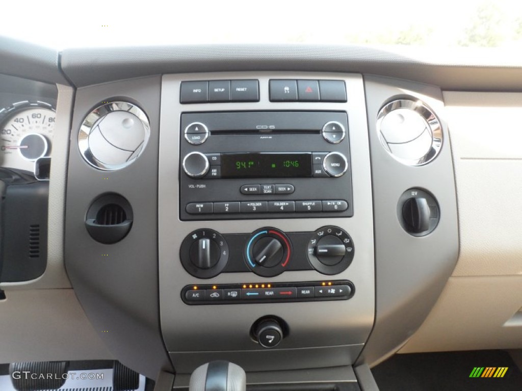 2010 Ford Expedition XLT Controls Photo #53620797