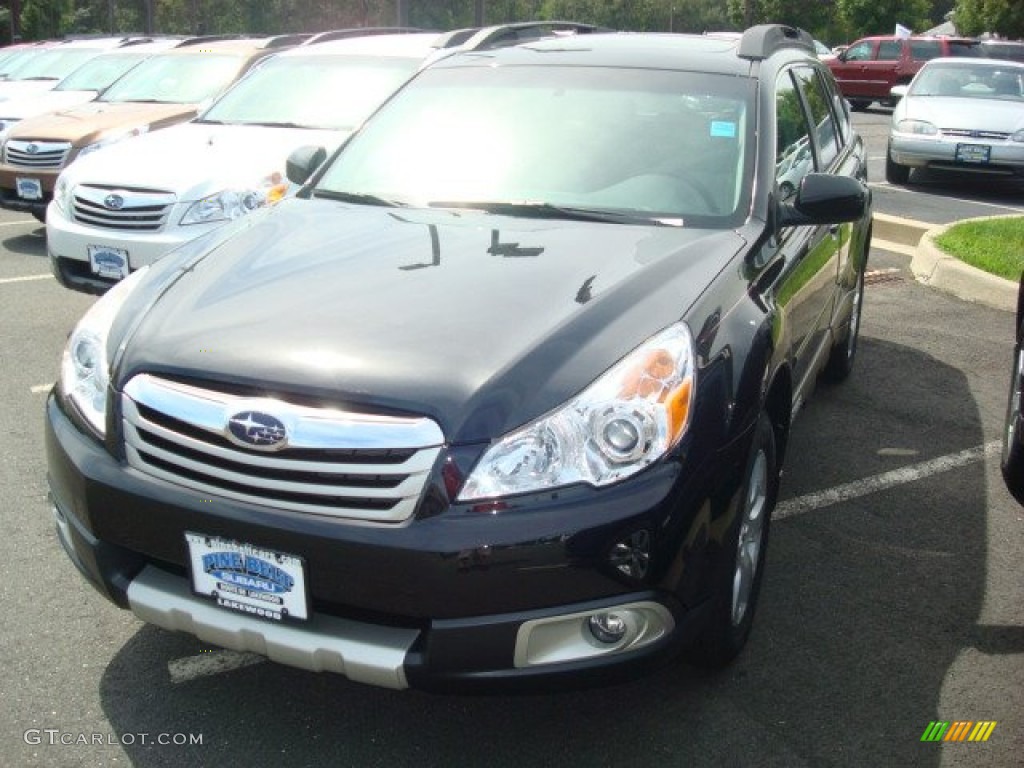 2011 Outback 2.5i Limited Wagon - Crystal Black Silica / Warm Ivory photo #1