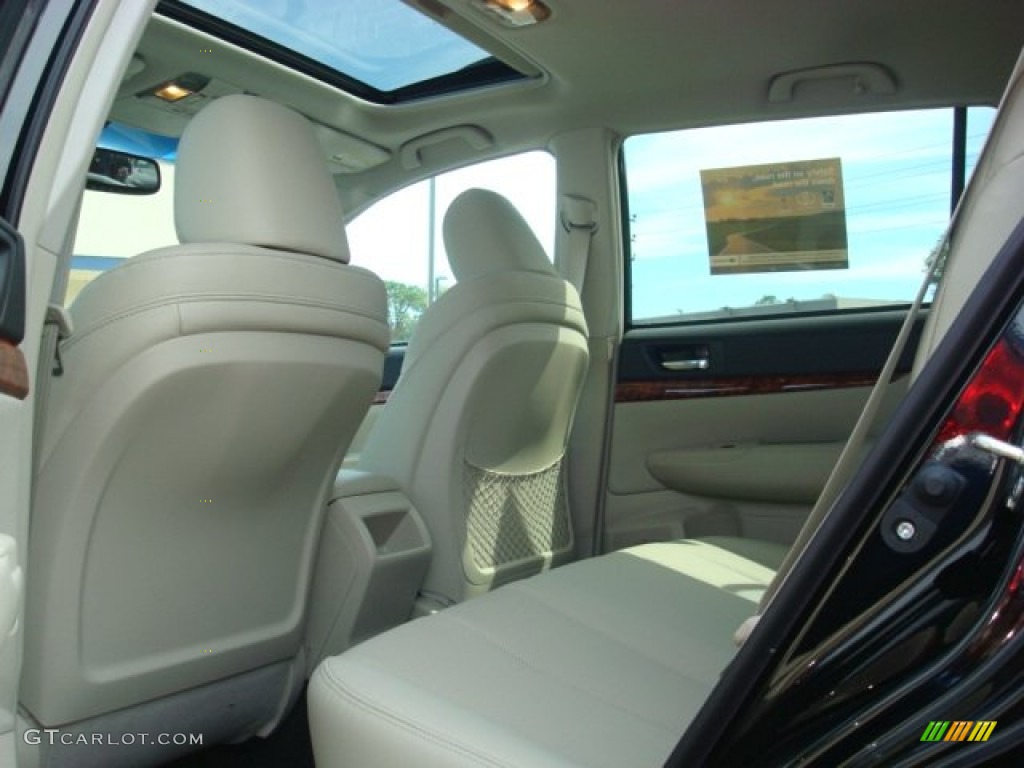 2011 Outback 2.5i Limited Wagon - Crystal Black Silica / Warm Ivory photo #3