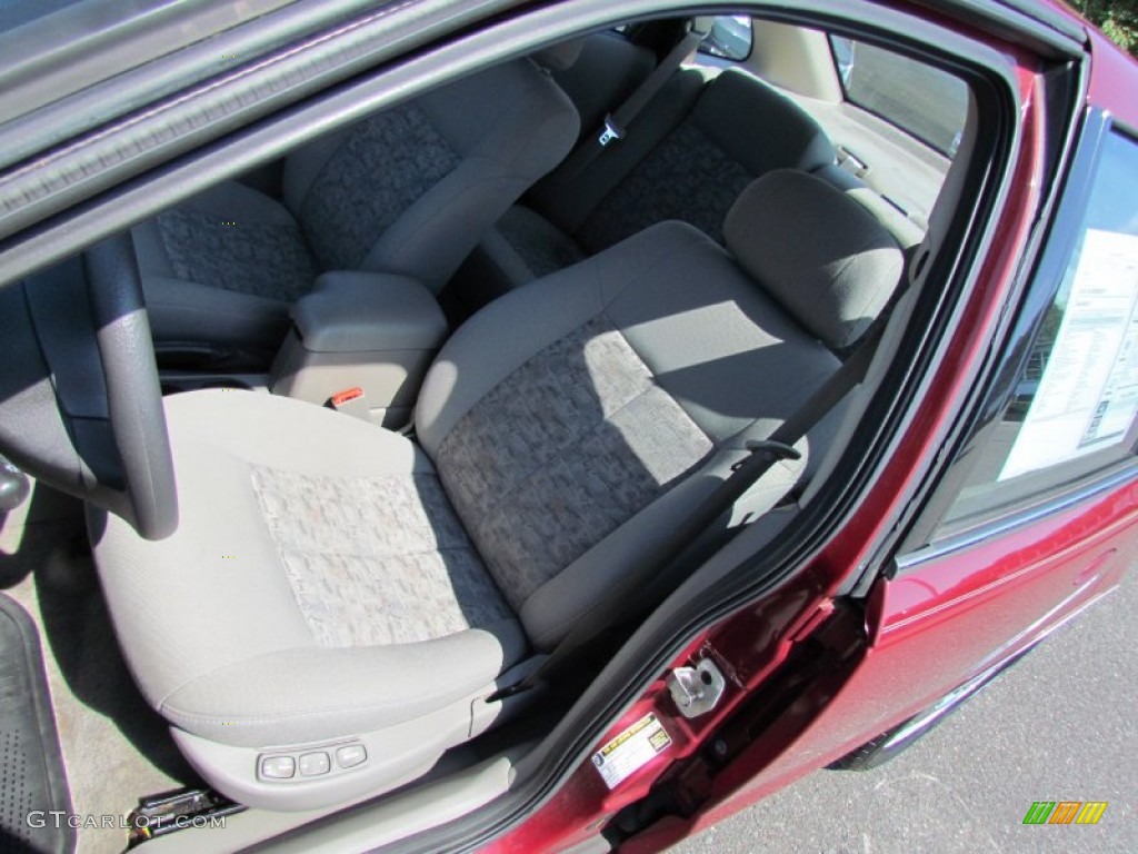 2005 L Series L300 Sedan - Berry Red / Grey photo #11