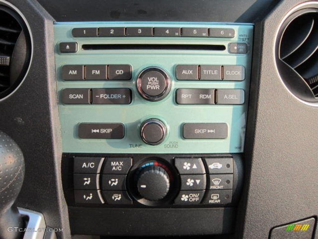 2010 Honda Pilot LX 4WD Controls Photo #53626636