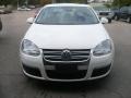 Candy White - Jetta SE Sedan Photo No. 2