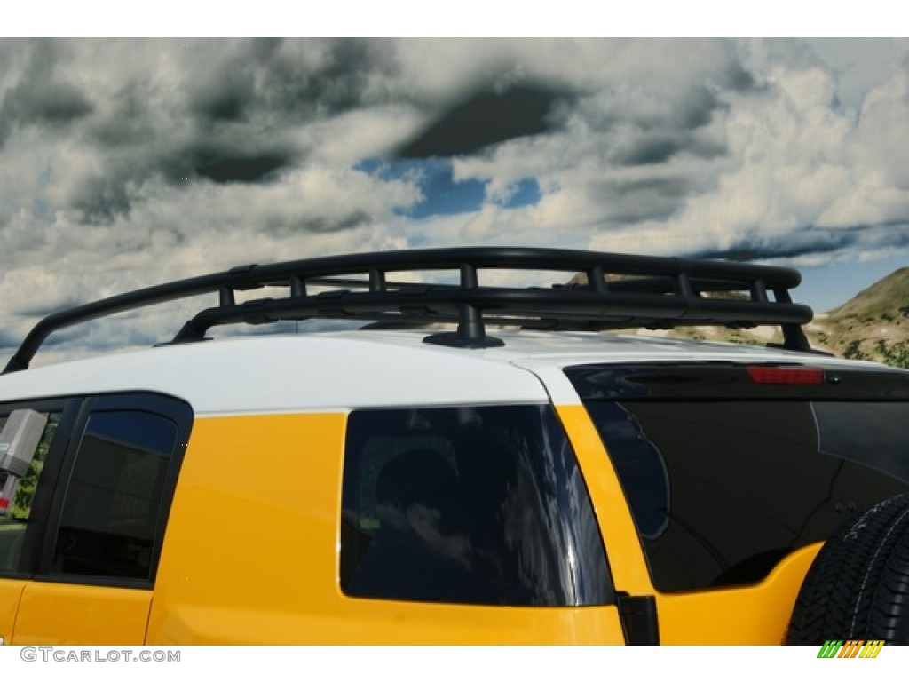 2008 FJ Cruiser 4WD - Sun Fusion Yellow / Dark Charcoal photo #24