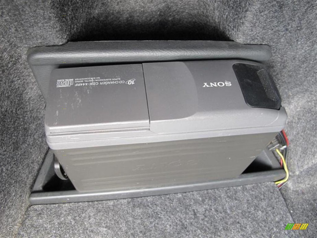 1999 Honda Accord EX V6 Sedan Audio System Photo #53630807