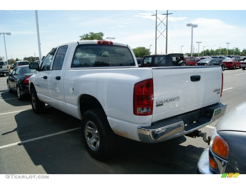 2004 Ram 1500 SLT Quad Cab 4x4 - Bright White / Dark Slate Gray photo #3