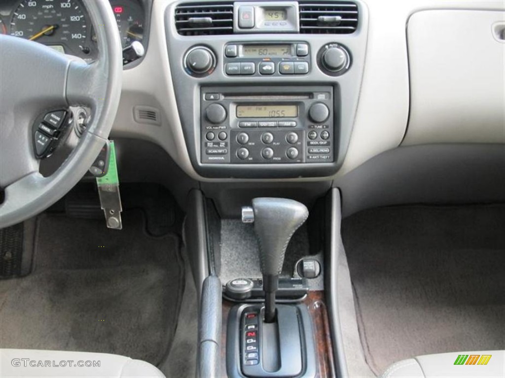 1999 Honda Accord EX V6 Sedan Controls Photo #53630918